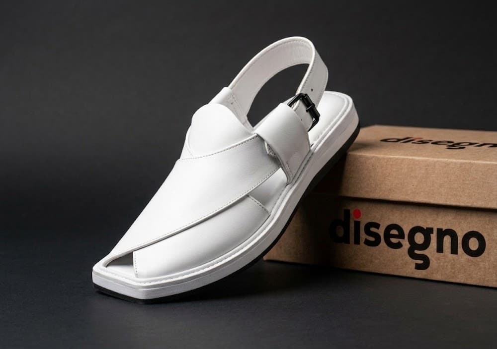 White Foaming Sole Round Shape